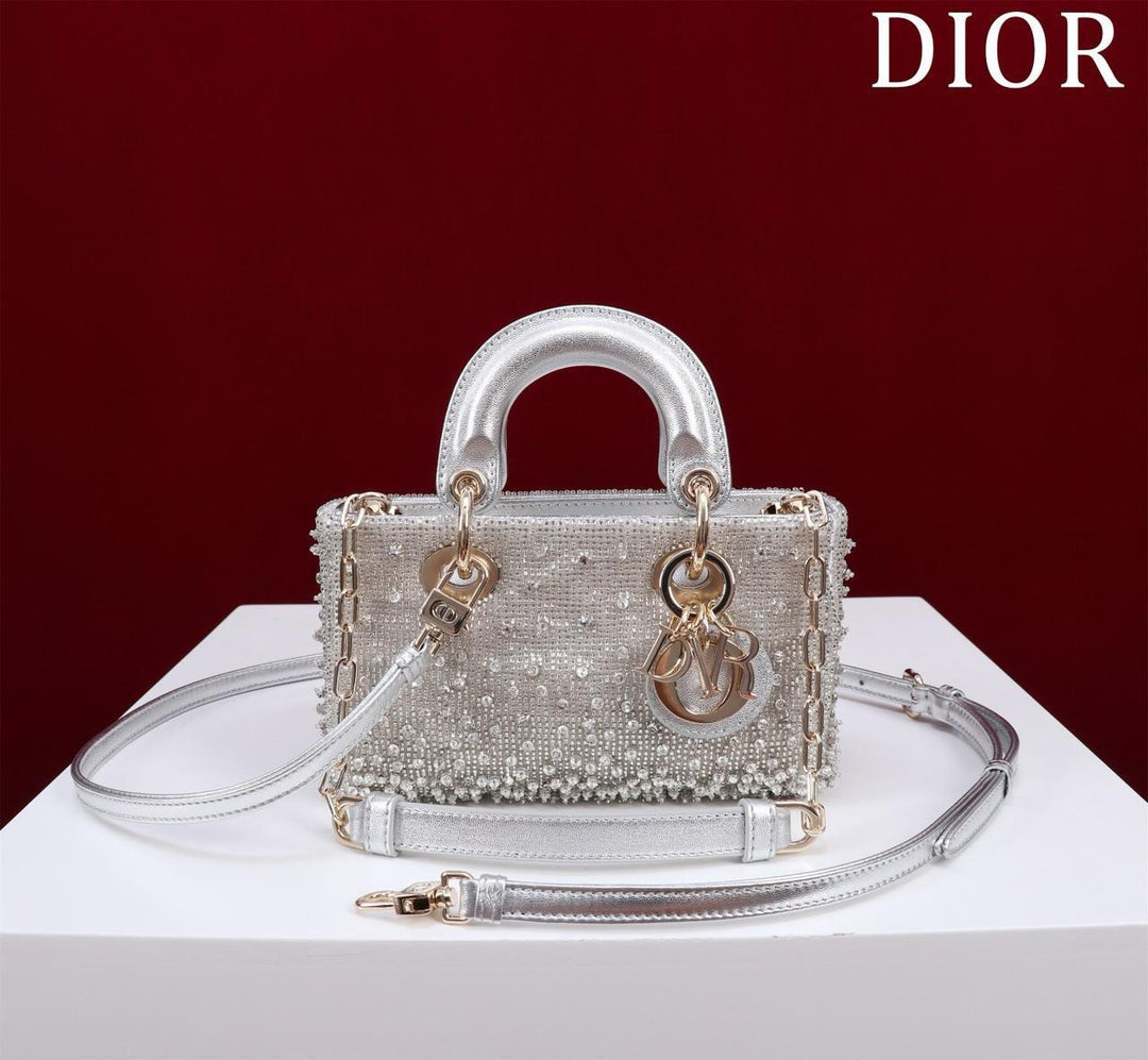 Ladies Dior bags Lilly Onlines