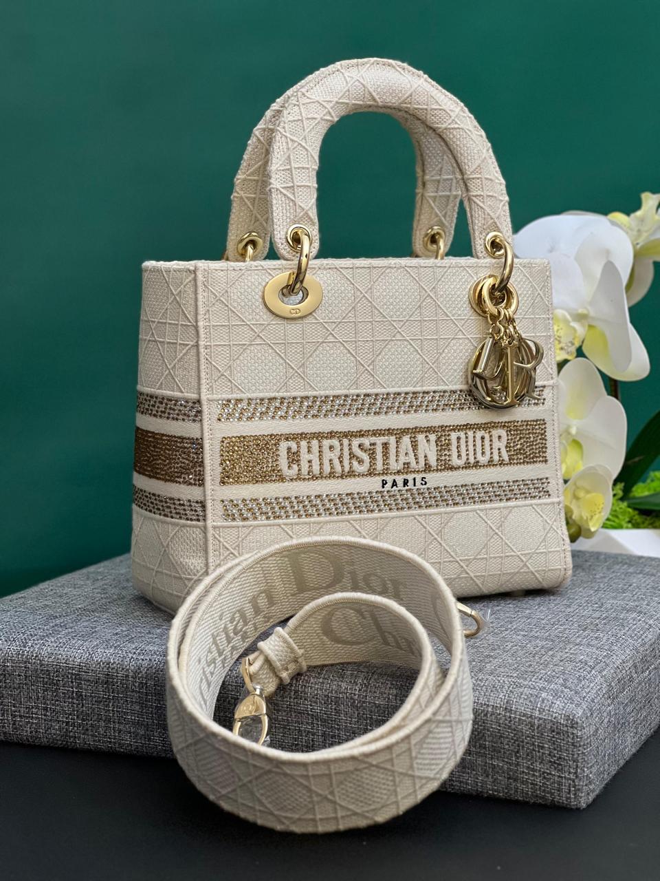 Ladies Dior bags Lilly Onlines