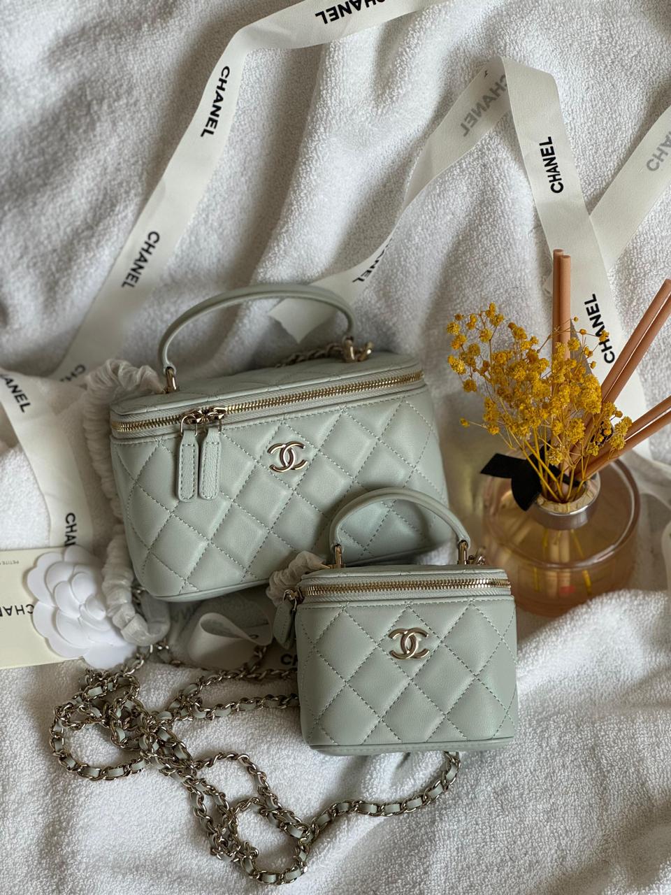 Ladies Chanel bags Lilly Onlines