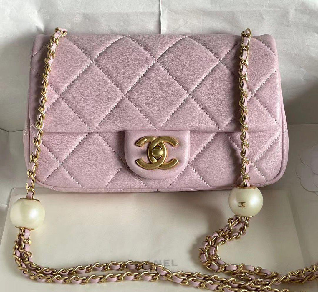 Ladies Chanel bags Lilly Onlines
