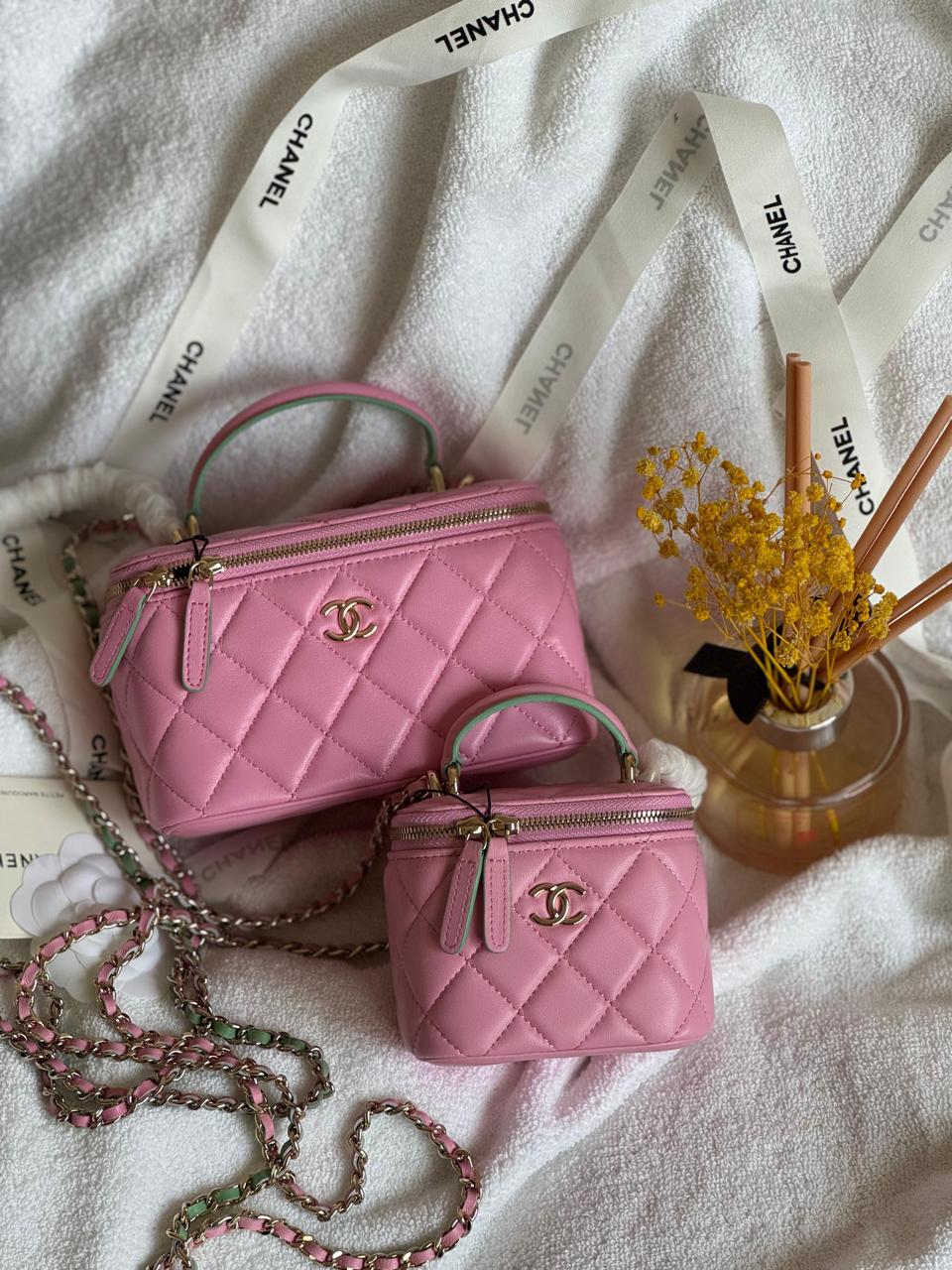 Ladies Chanel bags Lilly Onlines