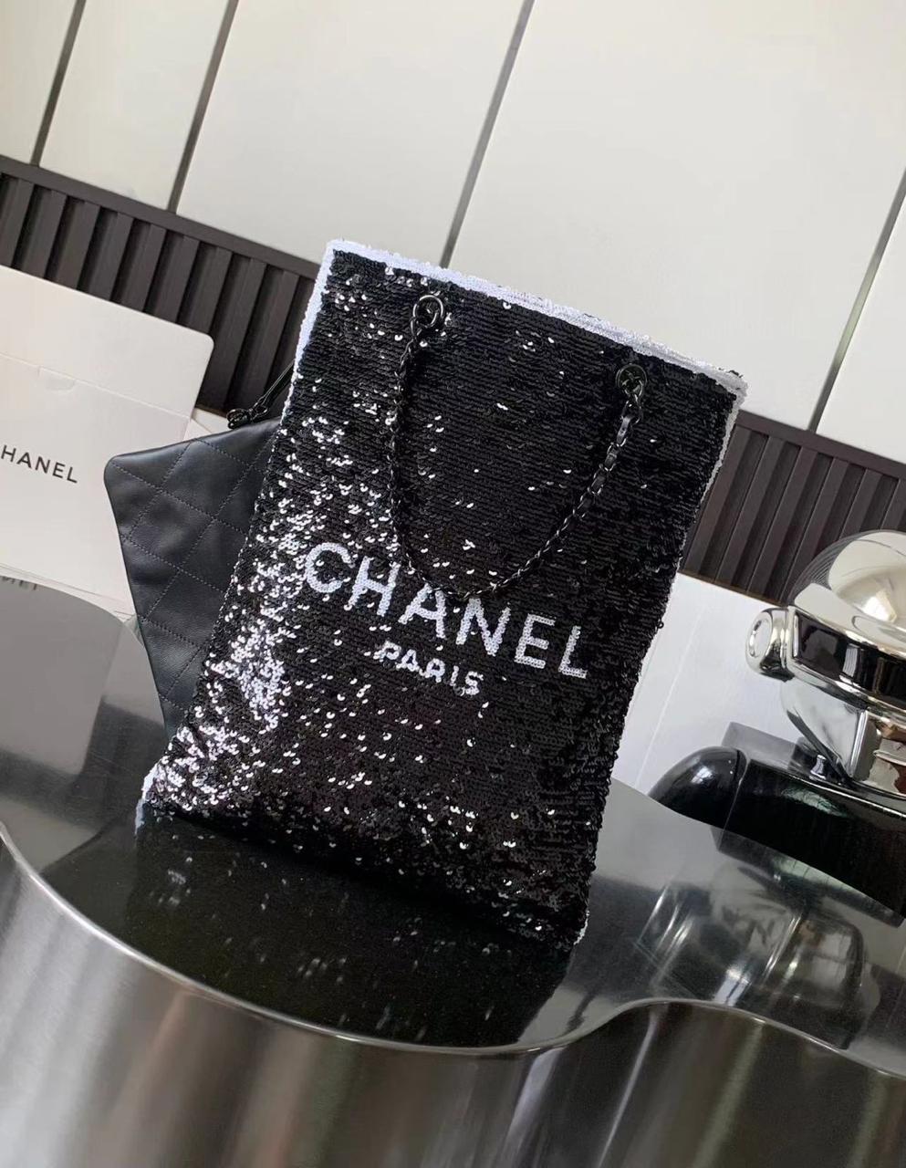 Ladies Chanel bags Lilly Onlines