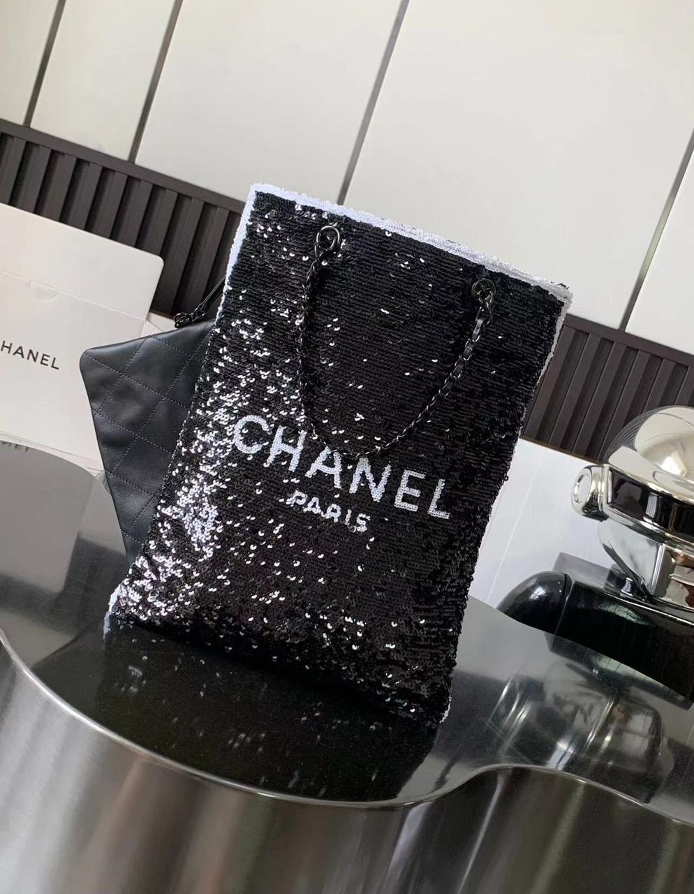 Ladies Chanel bags Lilly Onlines