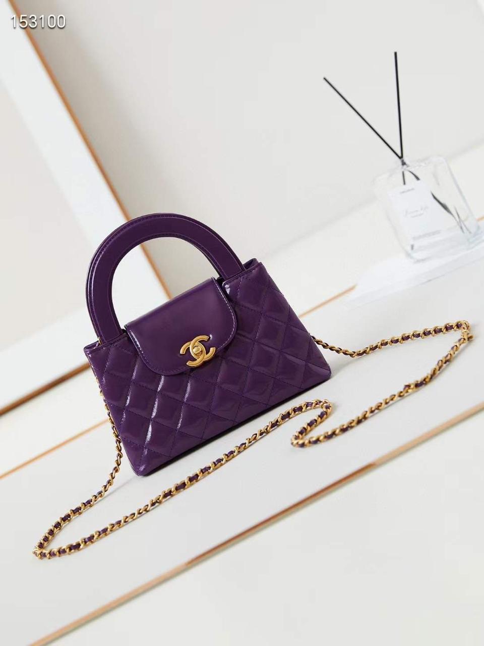 Ladies Chanel bags Lilly Onlines