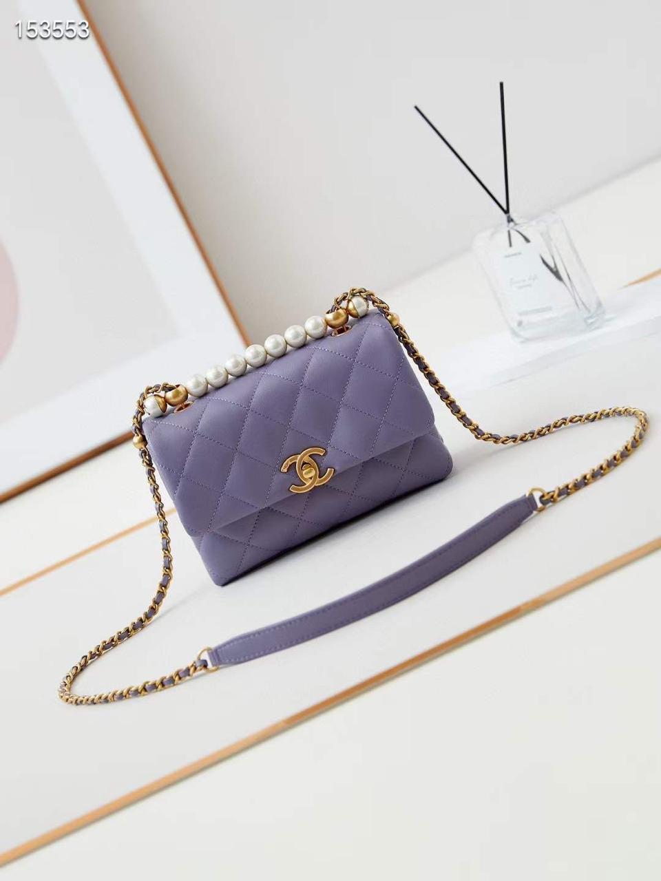 Ladies Chanel bags Lilly Onlines