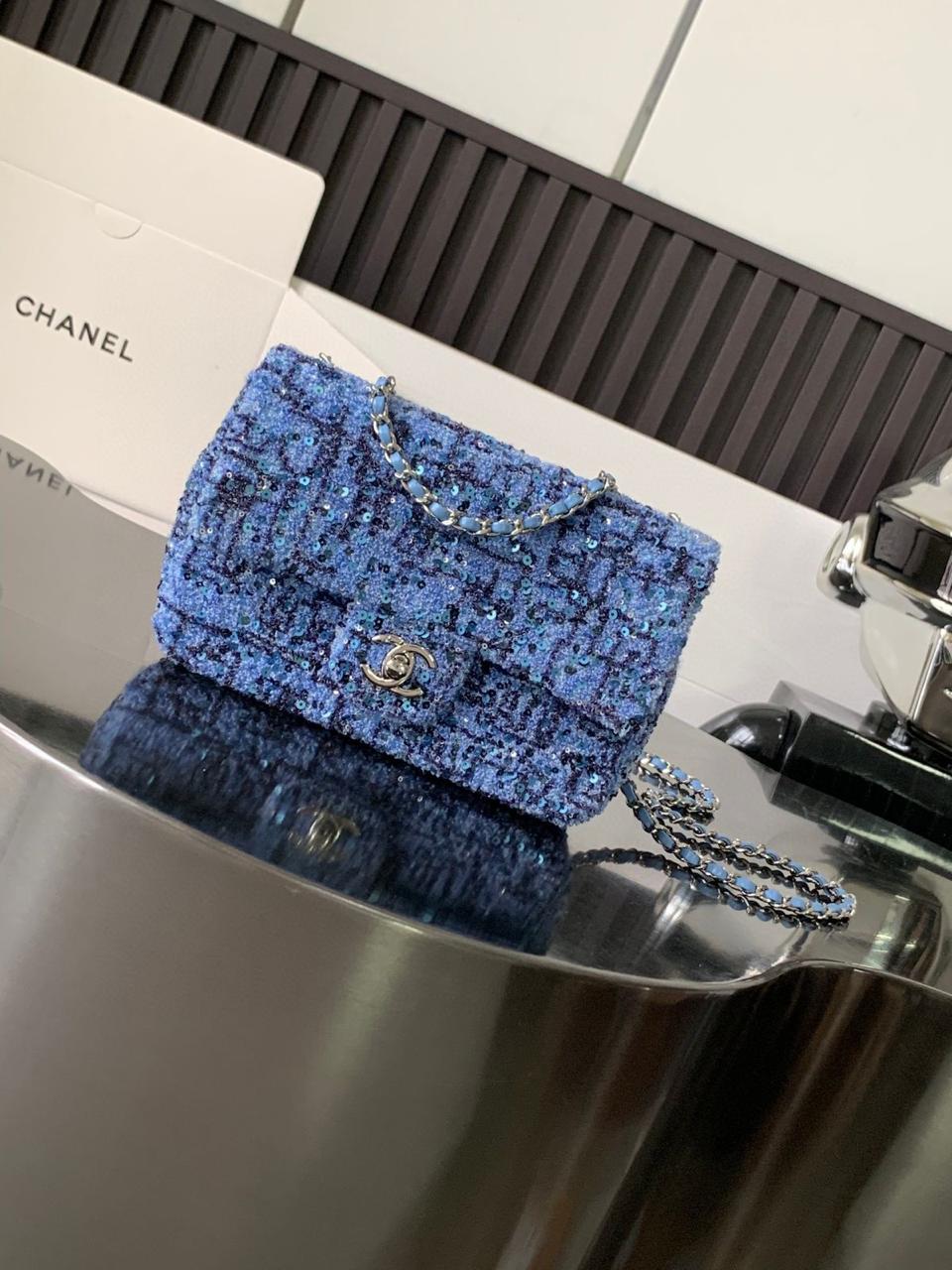 Ladies Chanel bags Lilly Onlines
