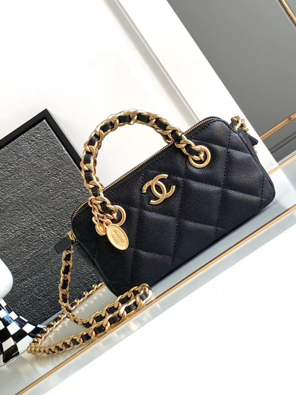 Ladies Chanel bags Lilly Onlines