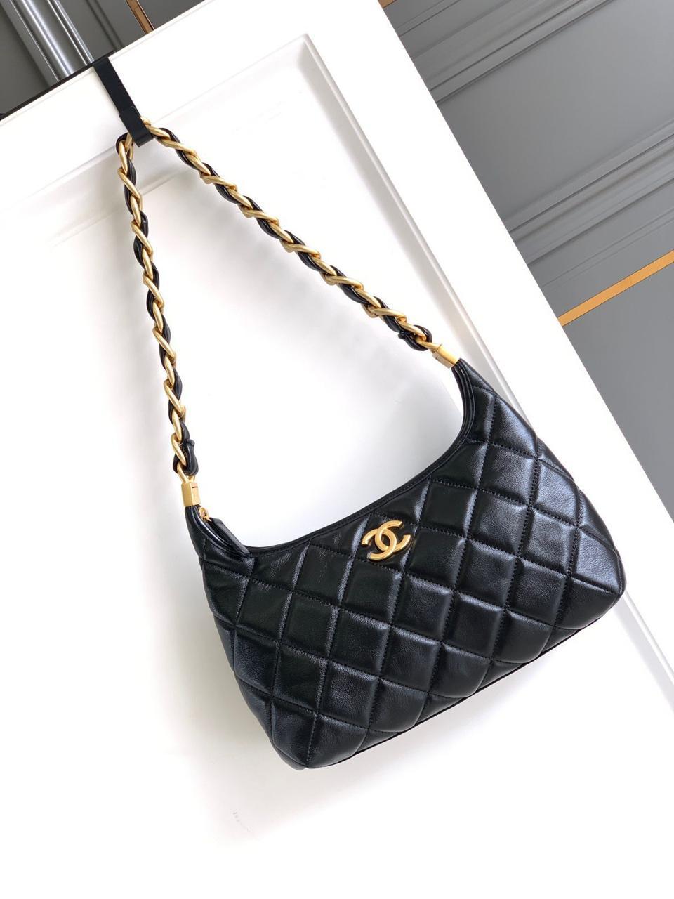 Ladies Chanel bags Lilly Onlines