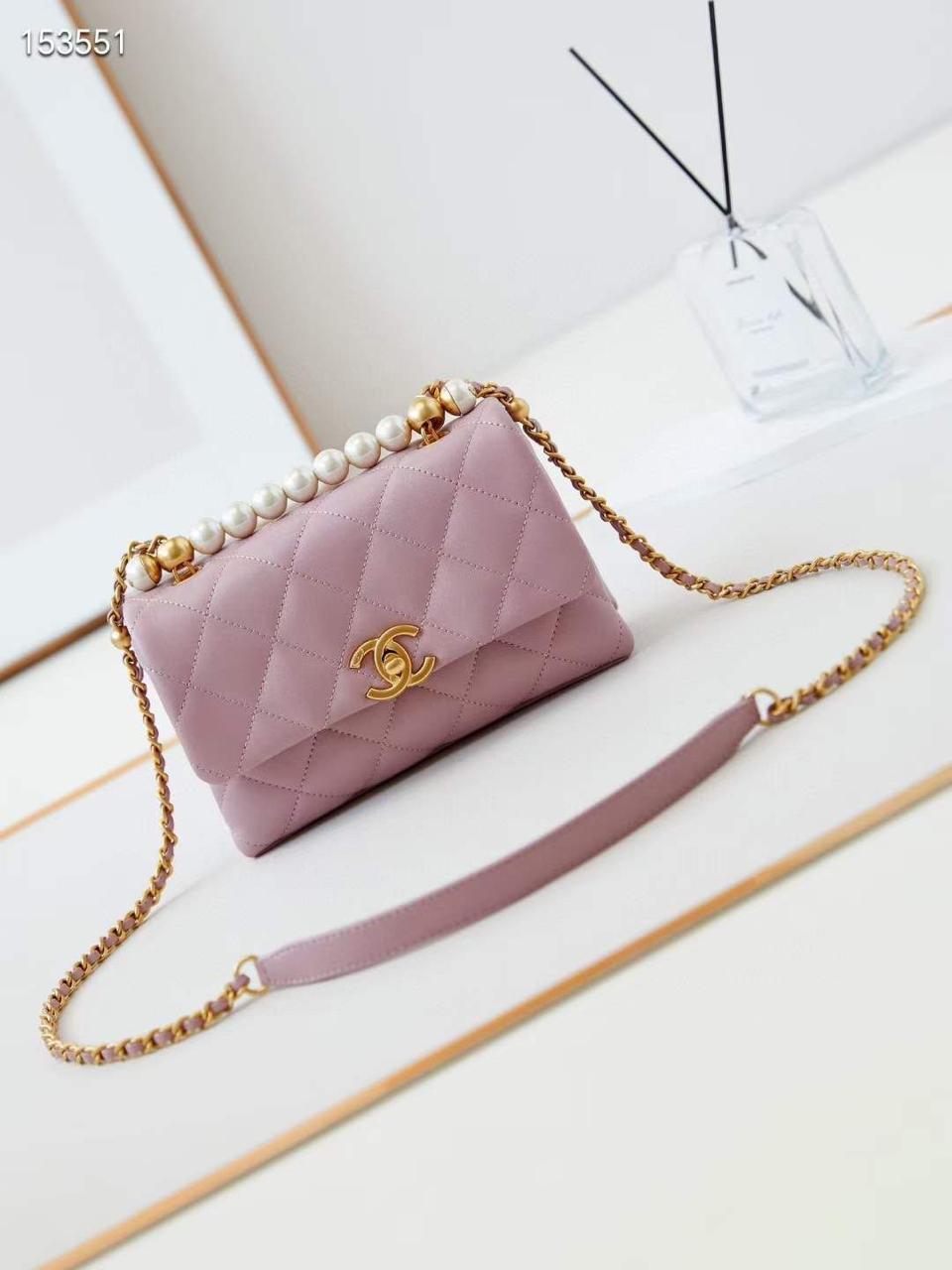 Ladies Chanel bags Lilly Onlines
