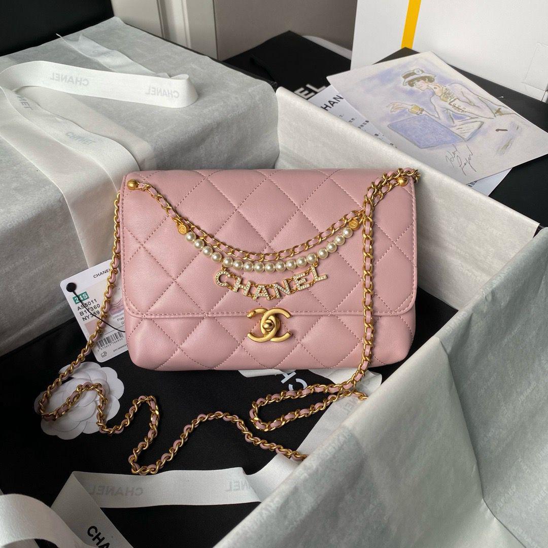 Ladies Chanel bags Lilly Onlines