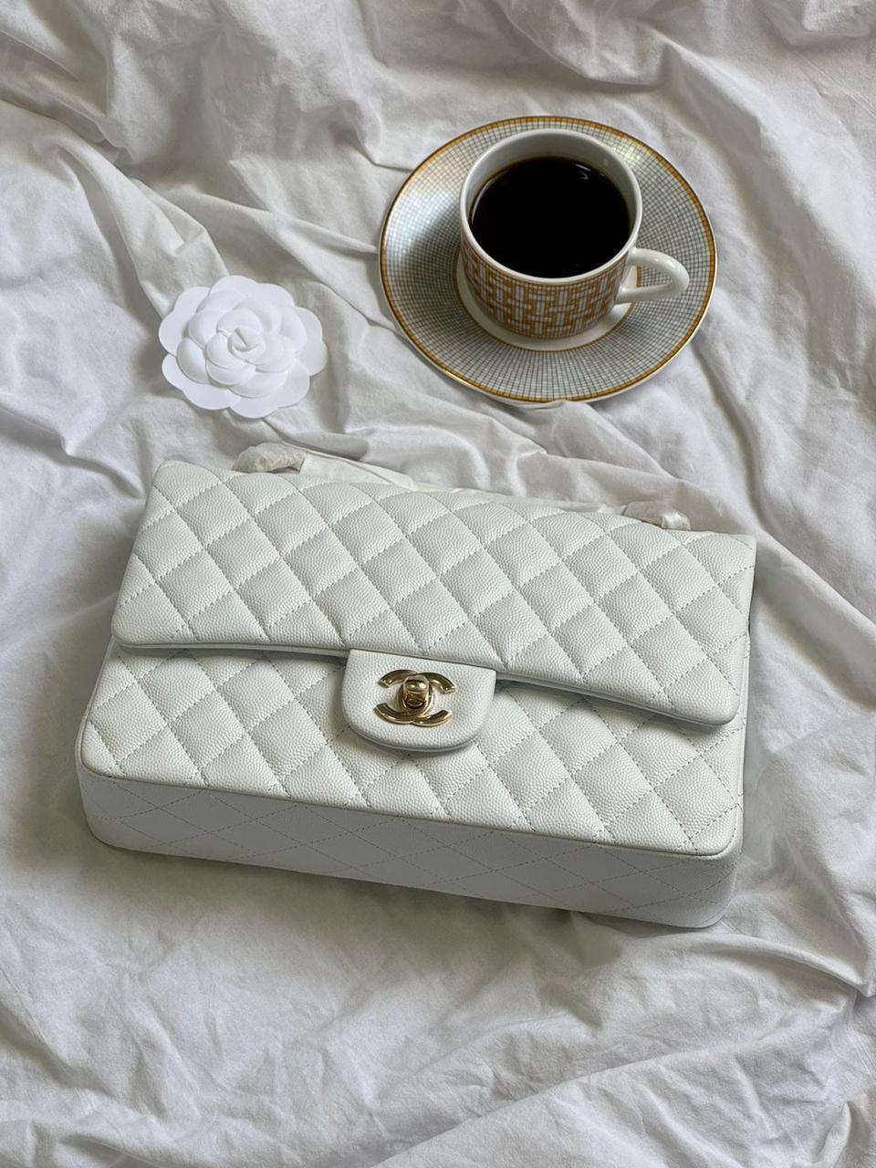 Ladies Chanel bags Lilly Onlines
