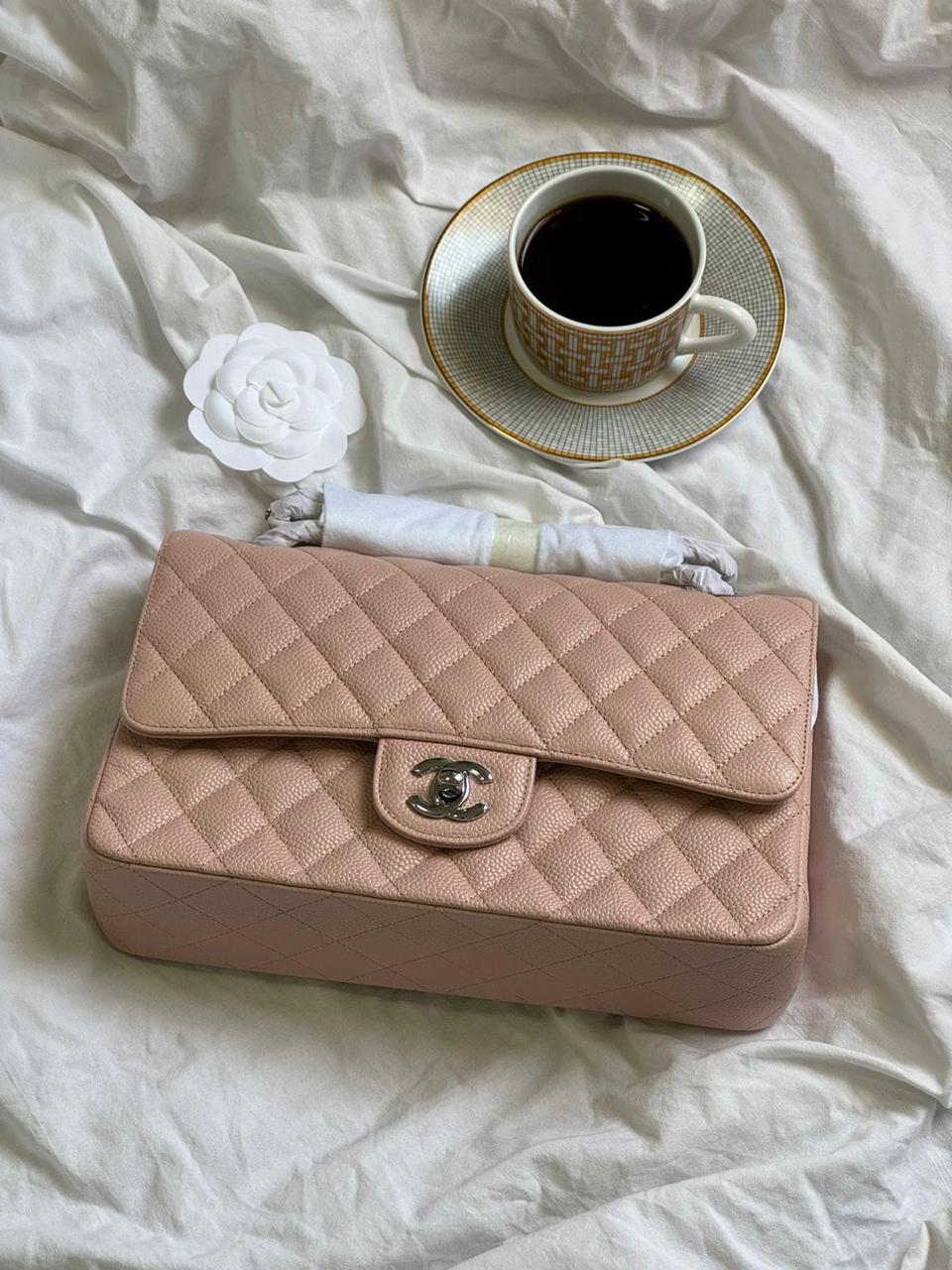 Ladies Chanel bags Lilly Onlines