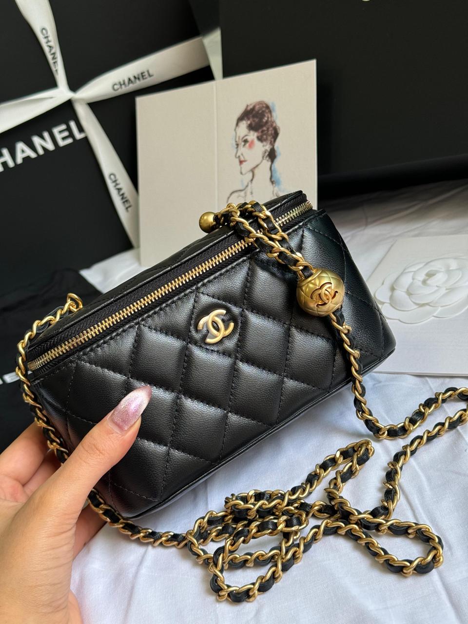Ladies Chanel bags Lilly Onlines
