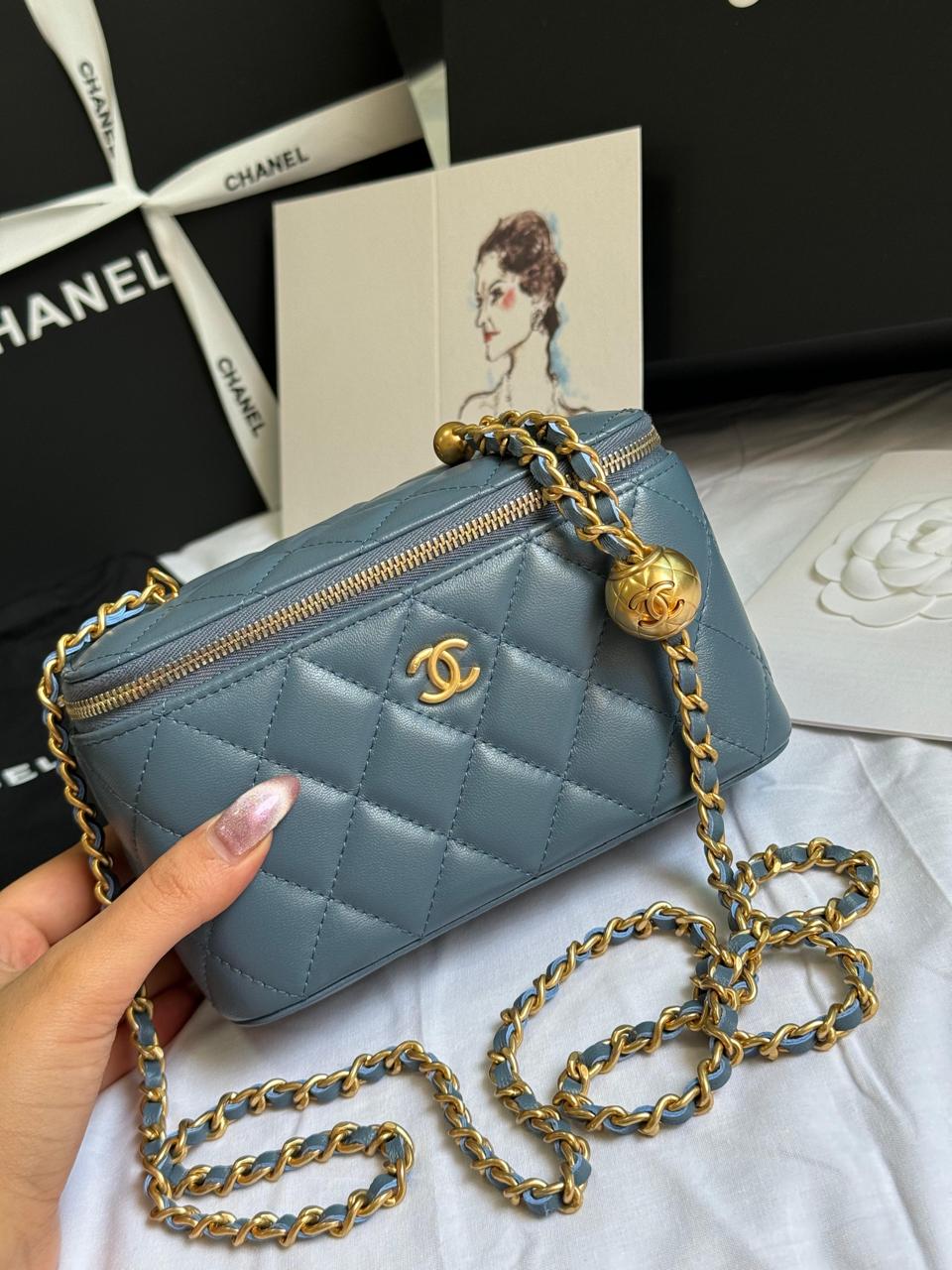 Ladies Chanel bags Lilly Onlines