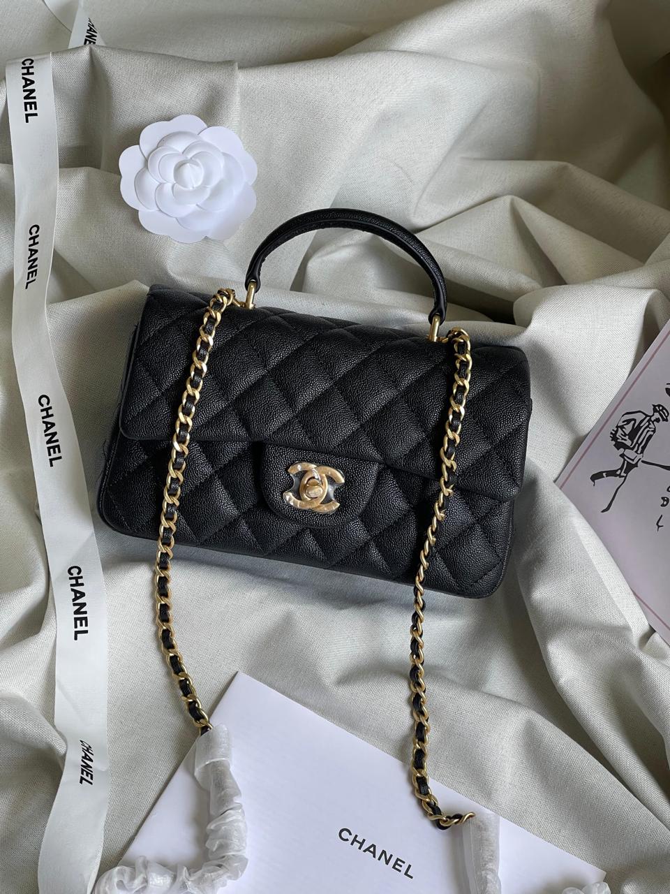 Ladies Chanel bags Lilly Onlines