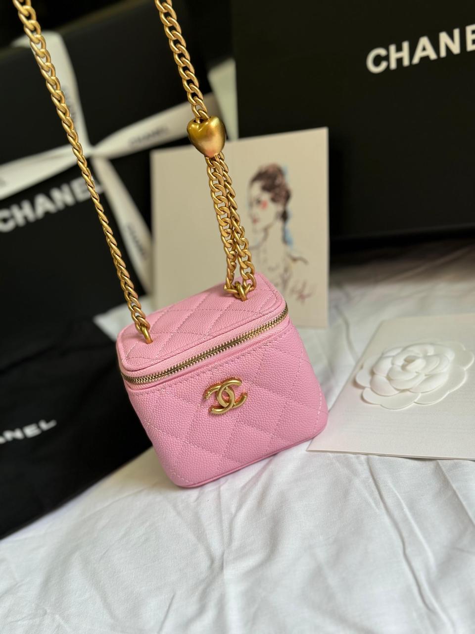 Ladies Chanel bags Lilly Onlines