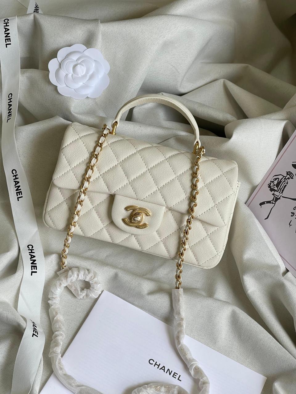 Ladies Chanel bags Lilly Onlines