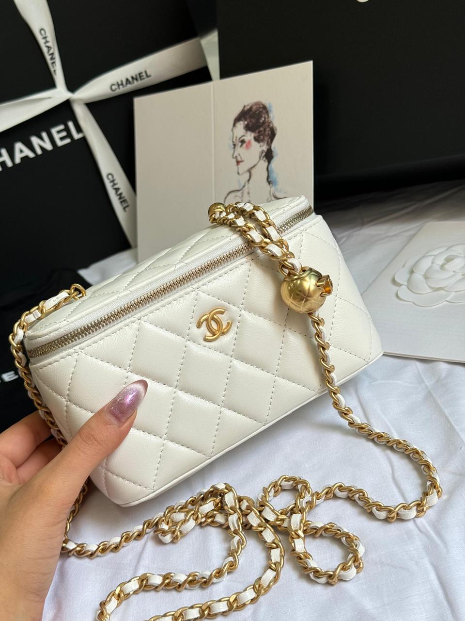 Ladies Chanel bags Lilly Onlines