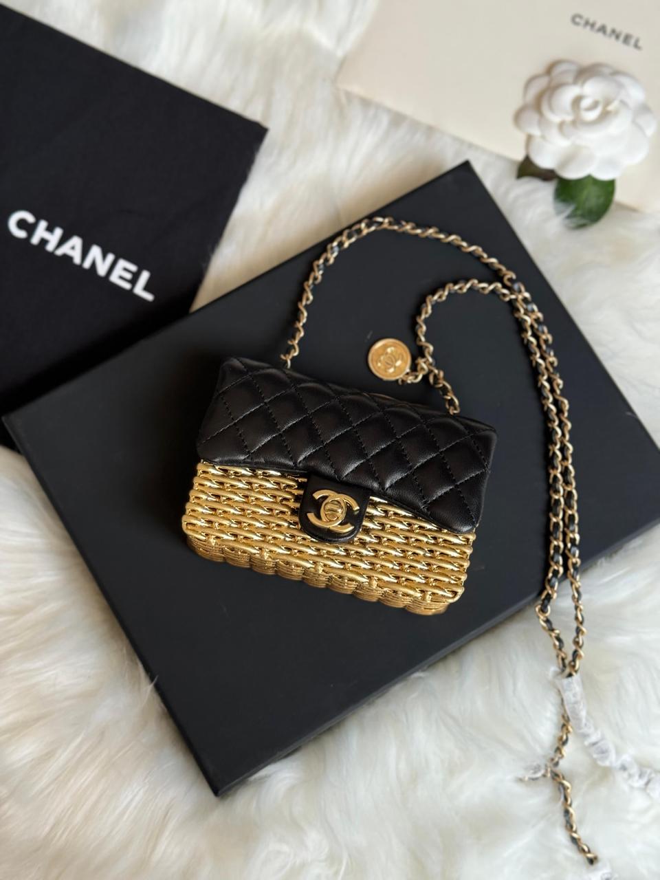 Ladies Chanel bags Lilly Onlines