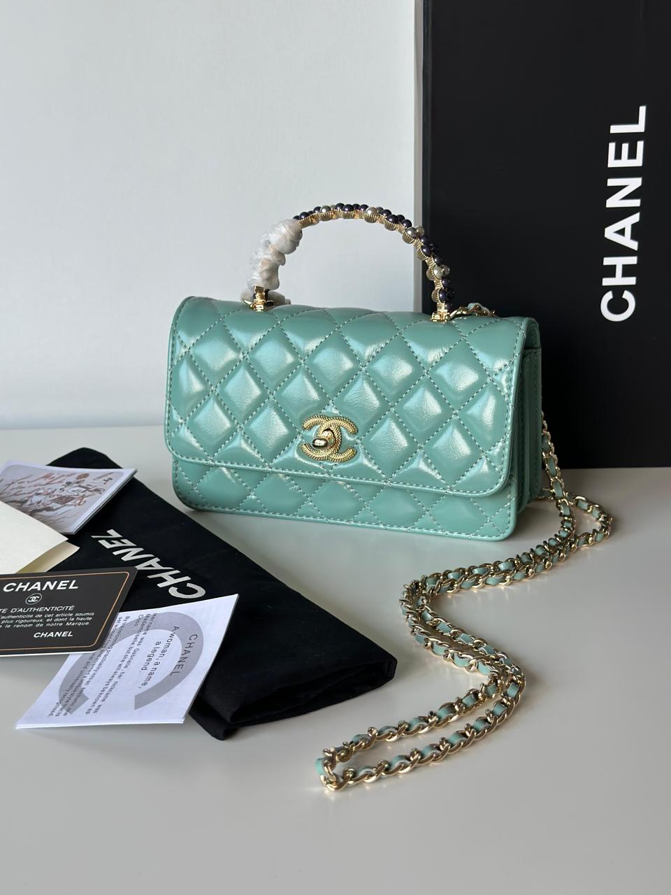 Ladies Chanel bags Lilly Onlines