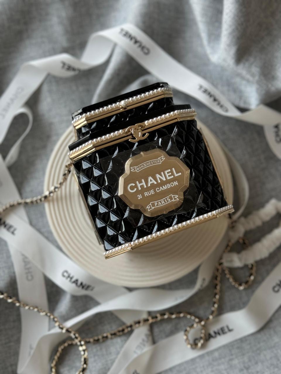 Ladies Chanel bags Lilly Onlines