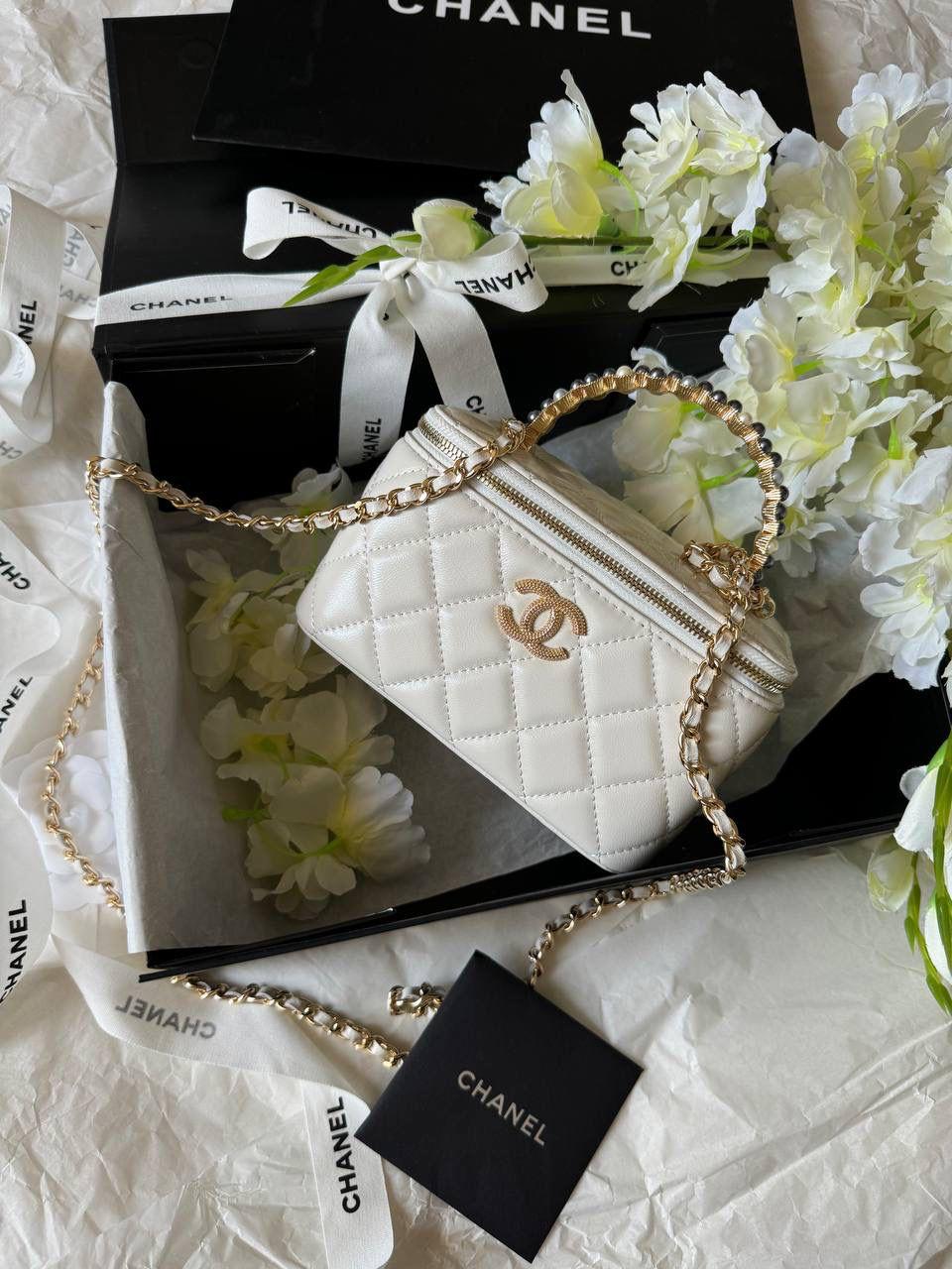 Ladies Chanel bags Lilly Onlines