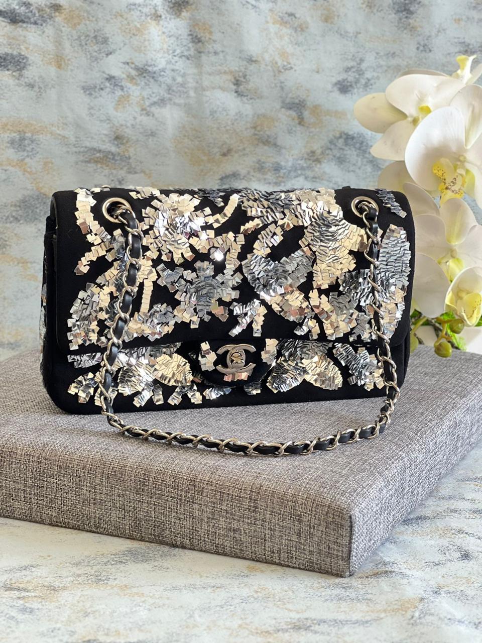 Ladies Chanel bags Lilly Onlines