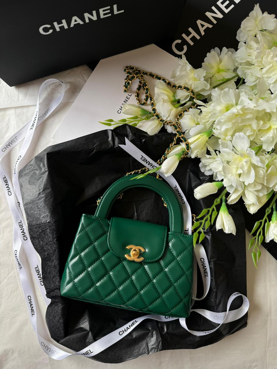 Ladies Chanel bags Lilly Onlines
