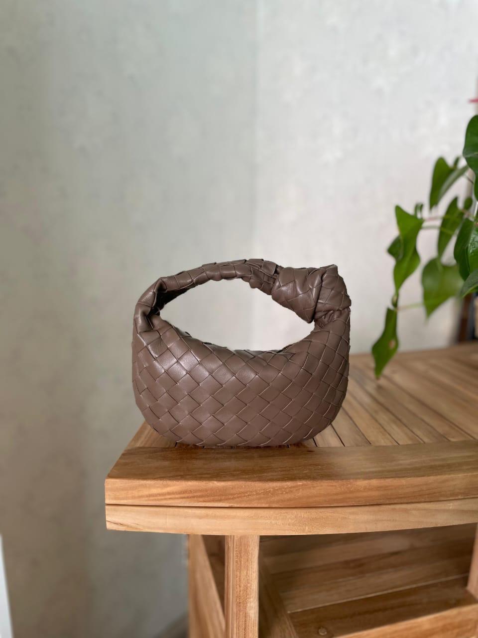 Ladies Bottega bags Lilly Onlines