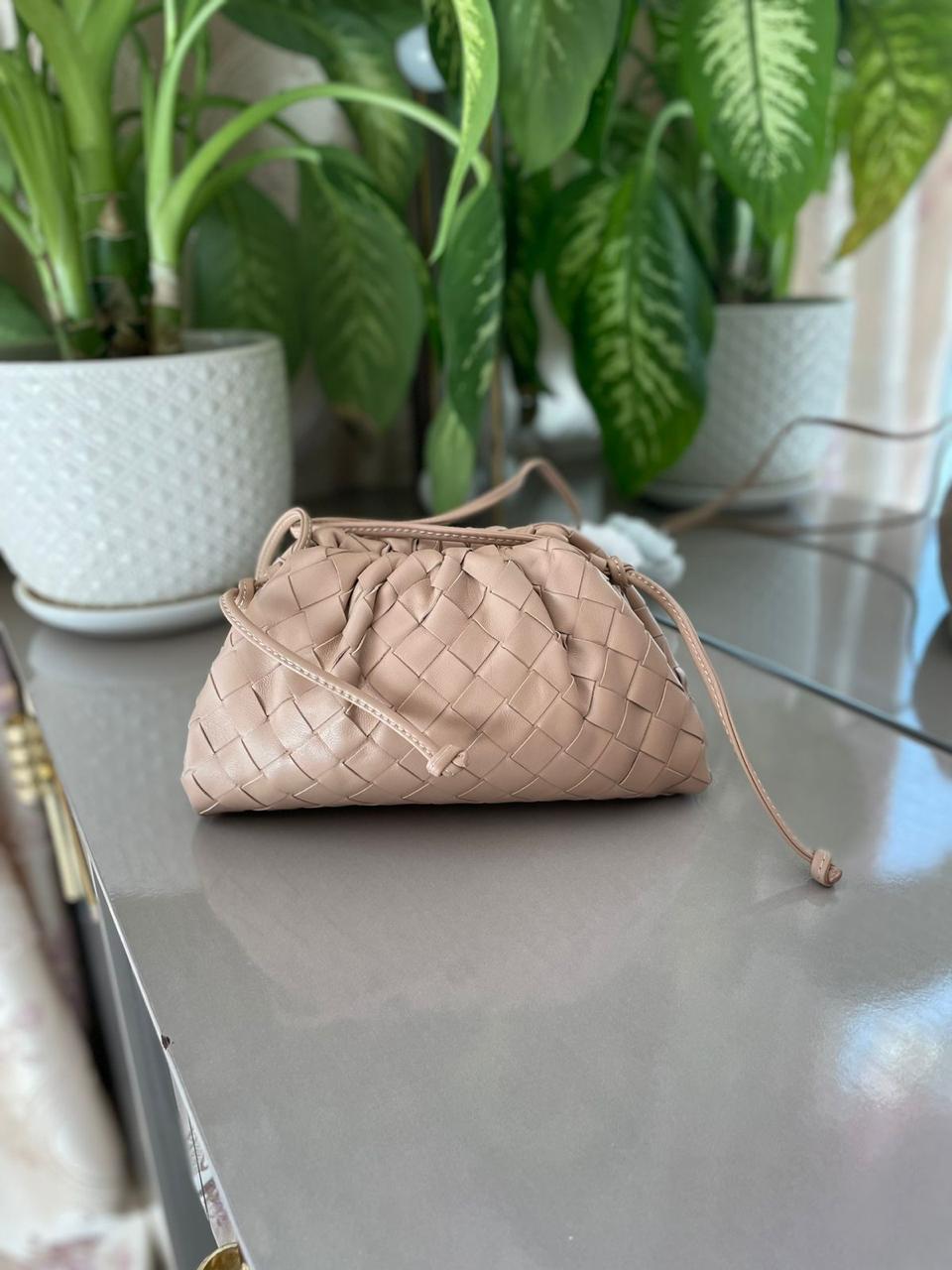Ladies Bottega bags Lilly Onlines