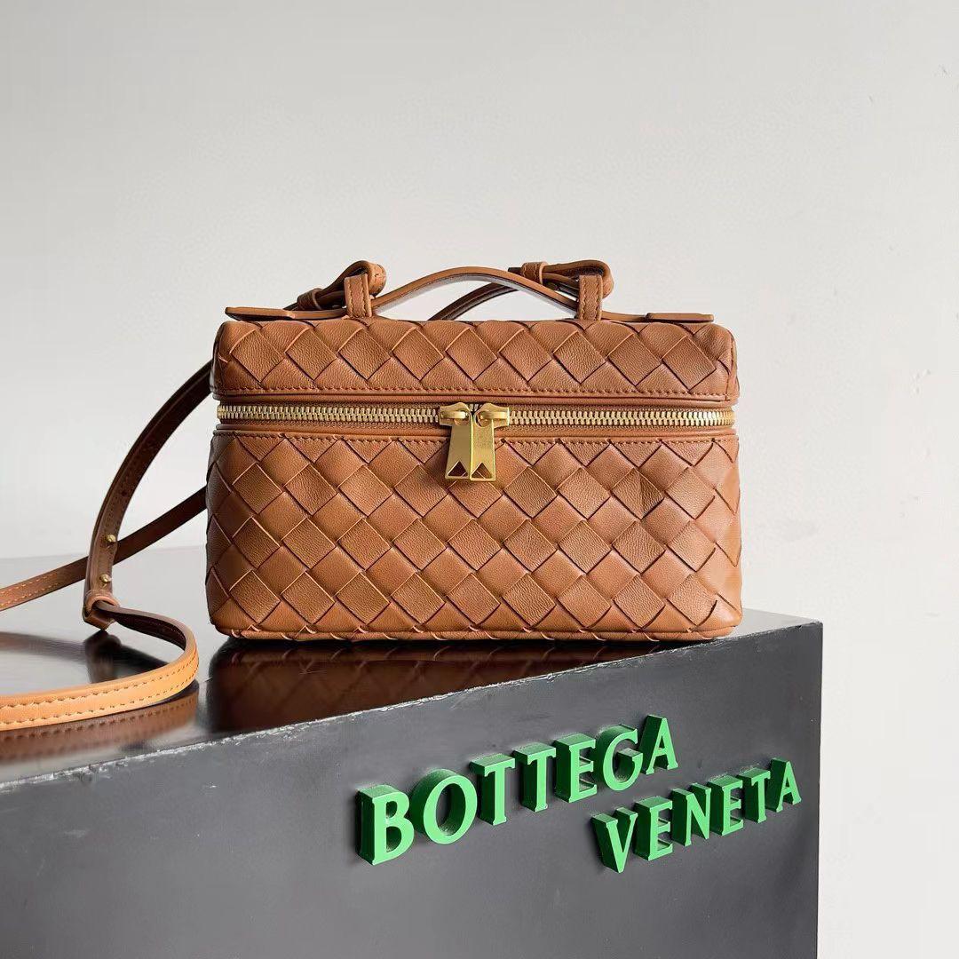 Ladies Bottega bags Lilly Onlines