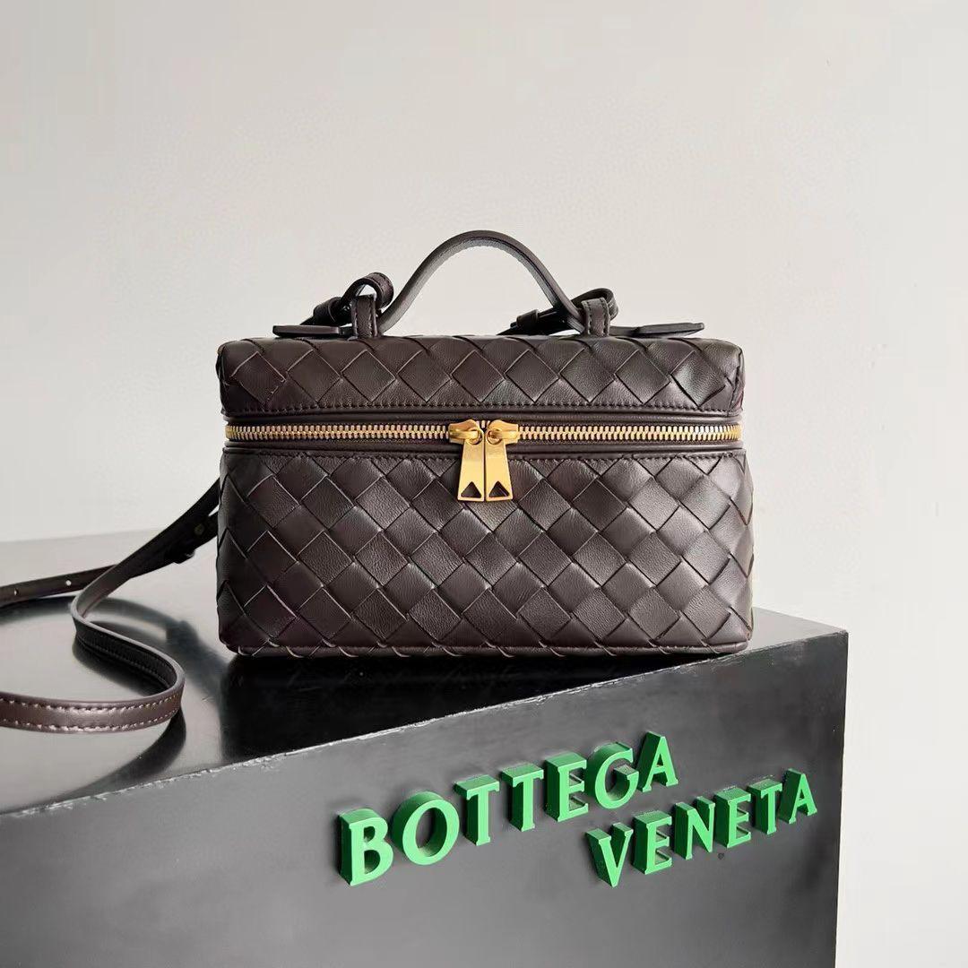 Ladies Bottega bags Lilly Onlines