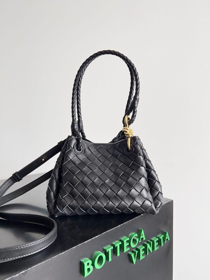 Ladies Bottega bags Lilly Onlines
