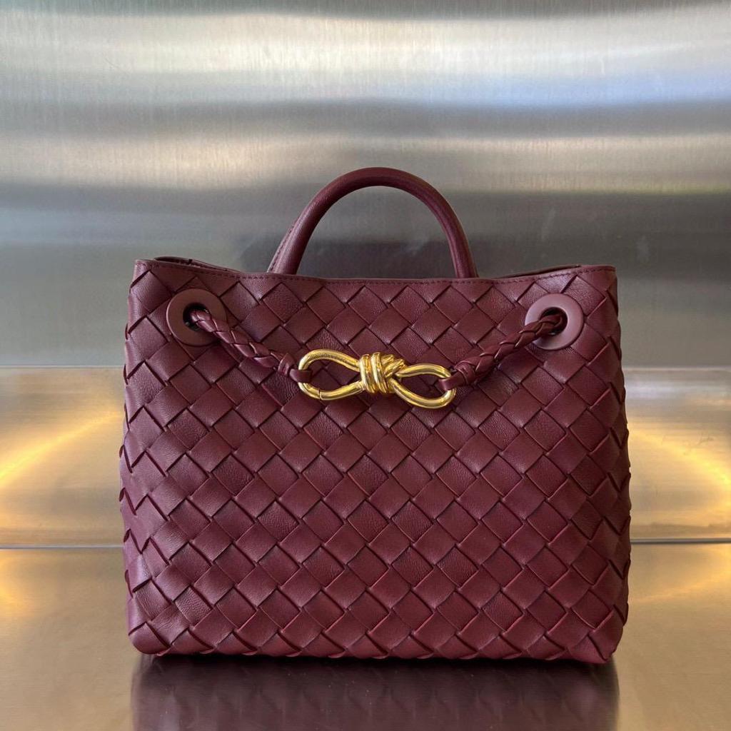 Ladies Bottega bags Lilly Onlines