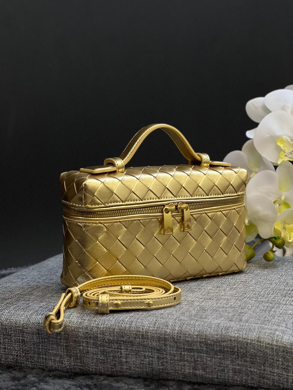 Ladies Bottega bags Lilly Onlines