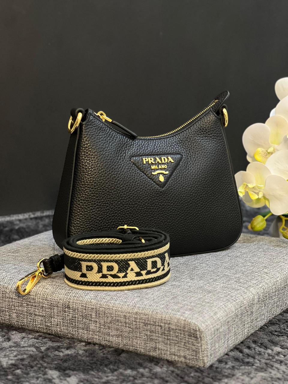 Ladies Prada bags Lilly Onlines