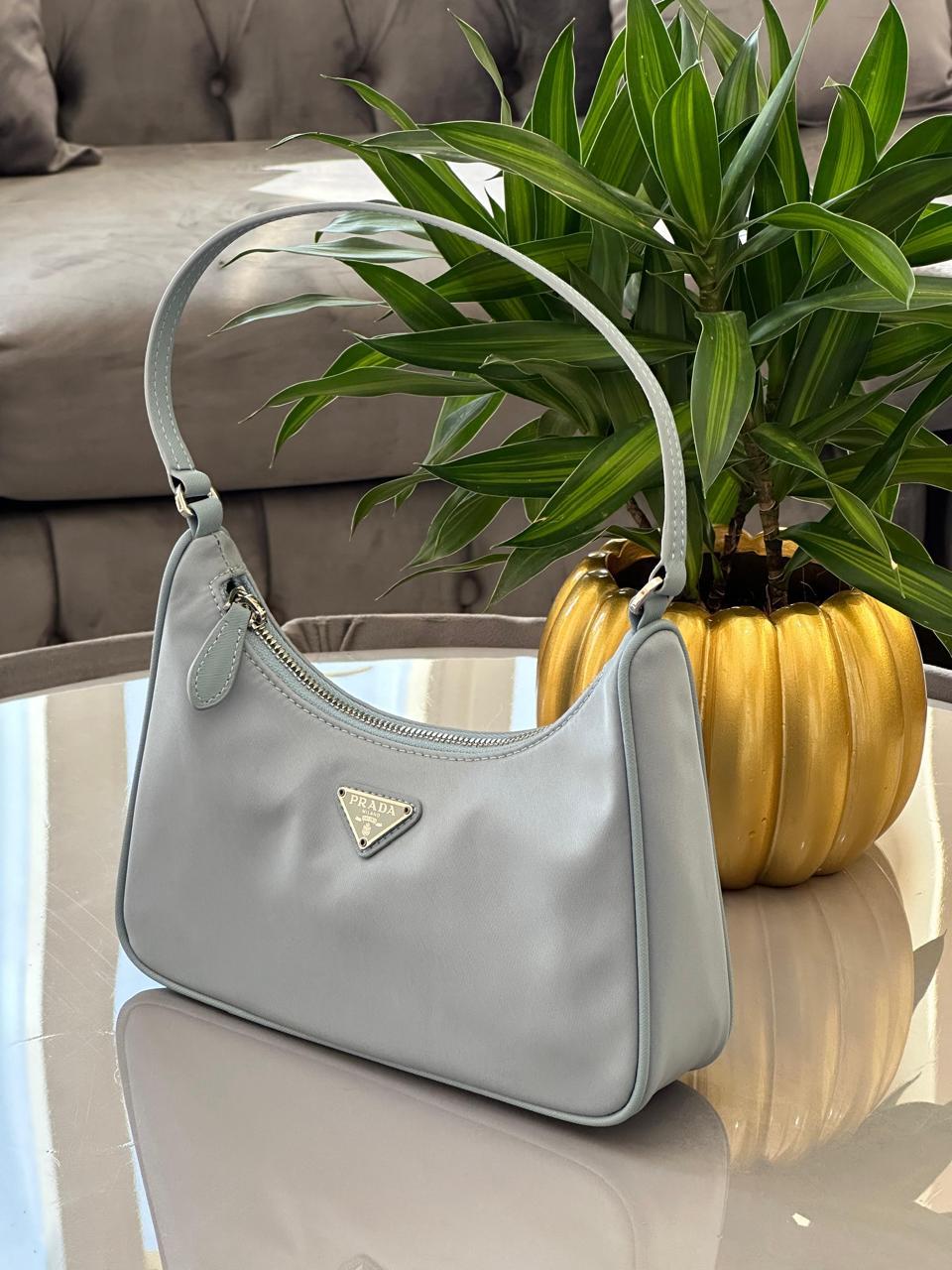 Ladies Prada bags Lilly Onlines