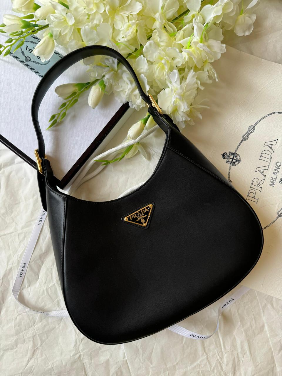 Ladies Prada bags Lilly Onlines