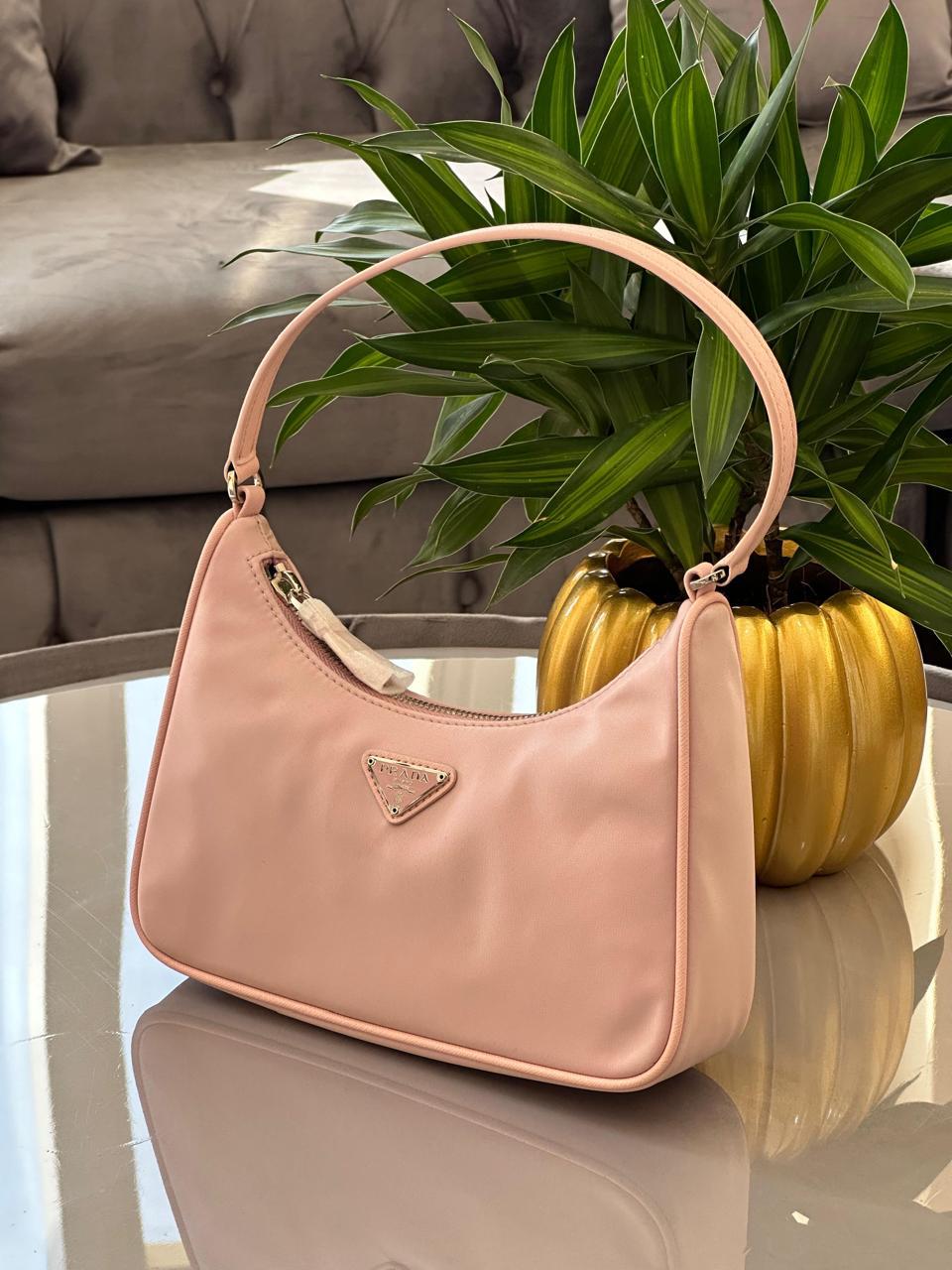 Ladies Prada bags Lilly Onlines