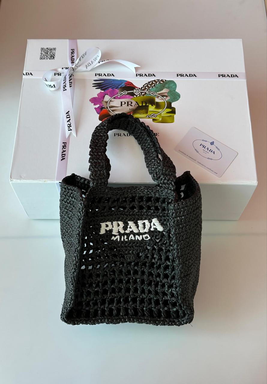 Ladies Prada bags Lilly Onlines