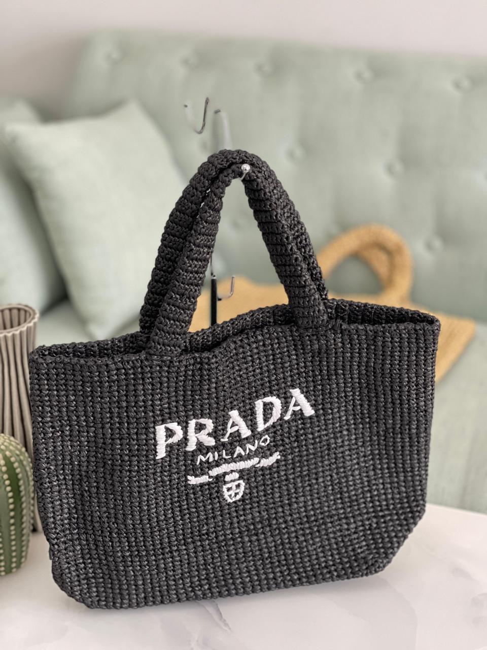 Ladies Prada bags Lilly Onlines