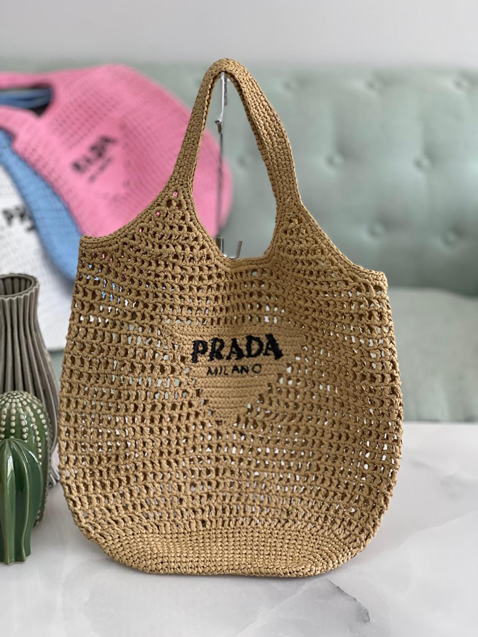 Ladies Prada bags Lilly Onlines