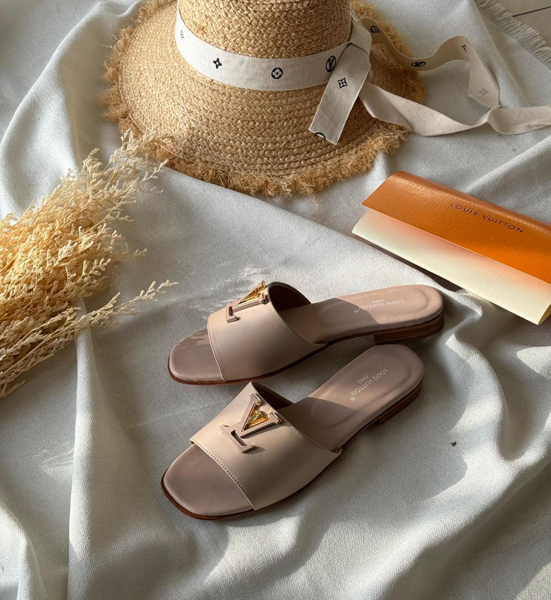 Ladies flats Lilly Onlines