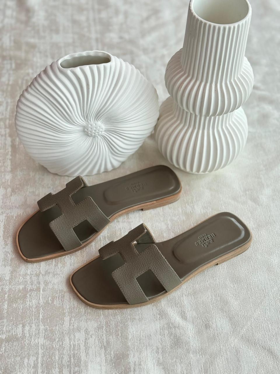 Ladies flats Lilly Onlines