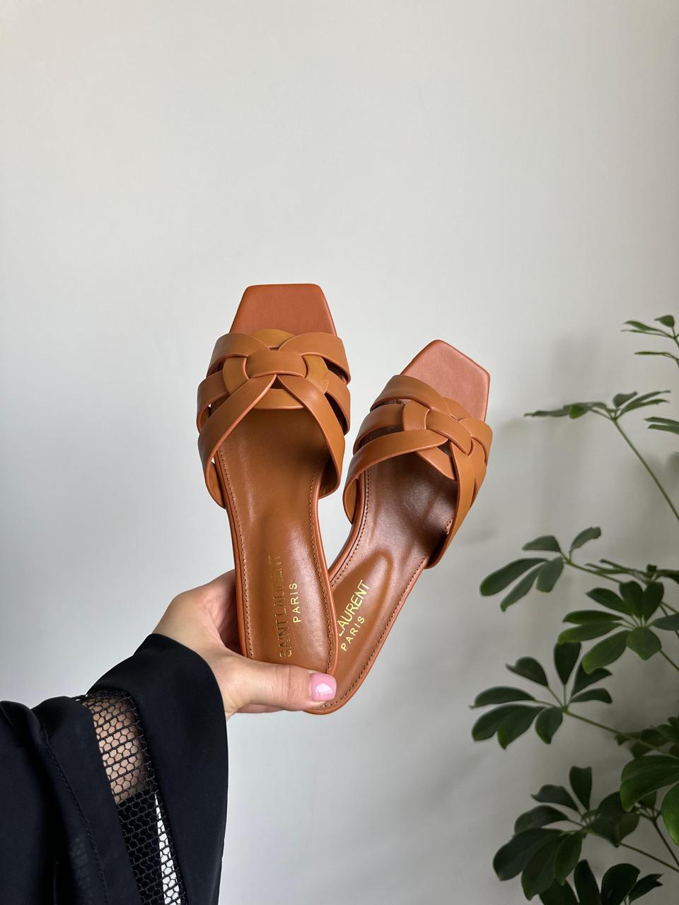 Ladies flats Lilly Onlines