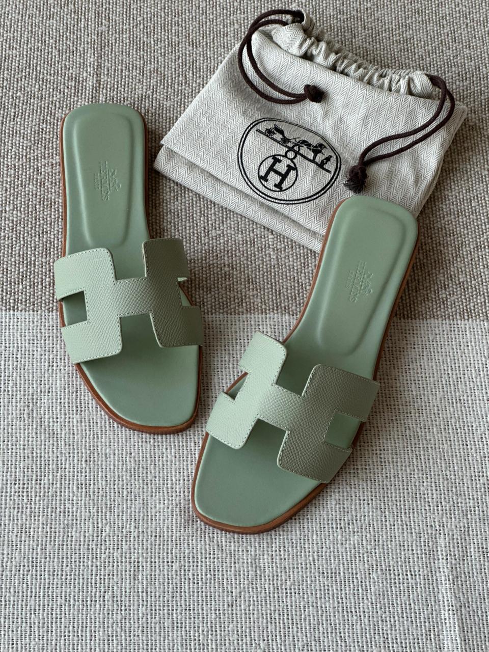 Ladies flats Lilly Onlines