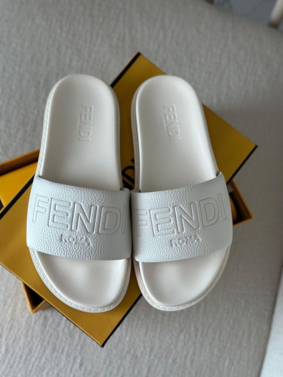 Ladies flats Lilly Onlines