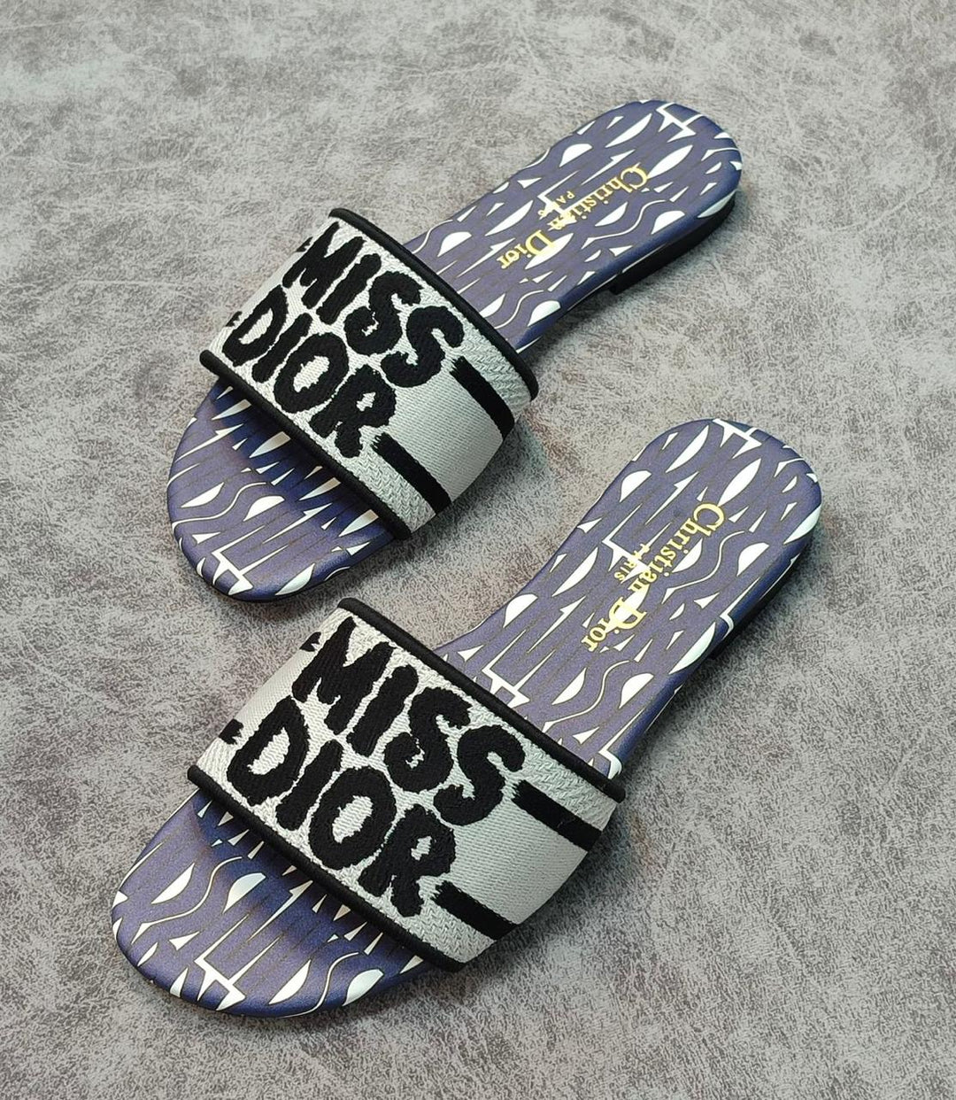 Ladies flats Lilly Onlines