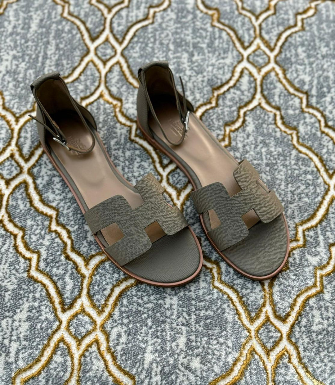 Ladies flats Lilly Onlines