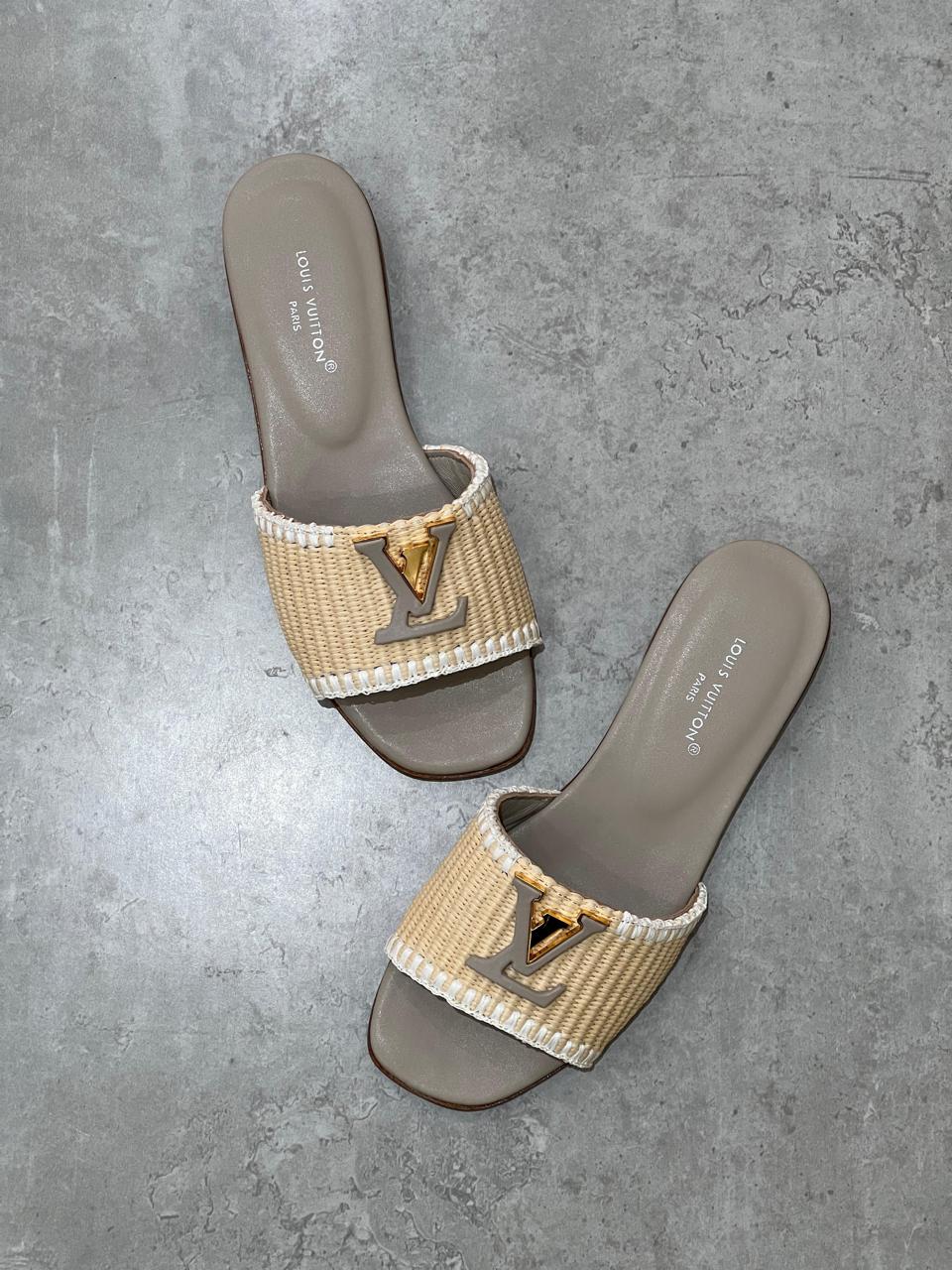 Ladies flats Lilly Onlines